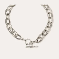 Collier Bell